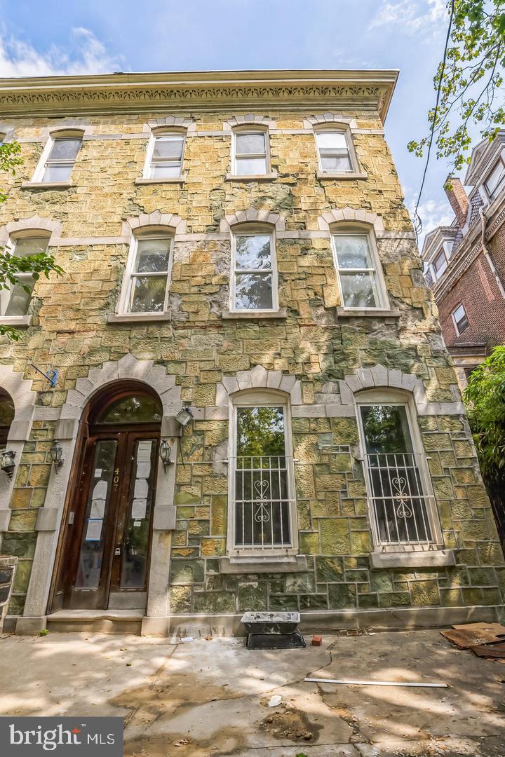407 S 42ND ST #1F