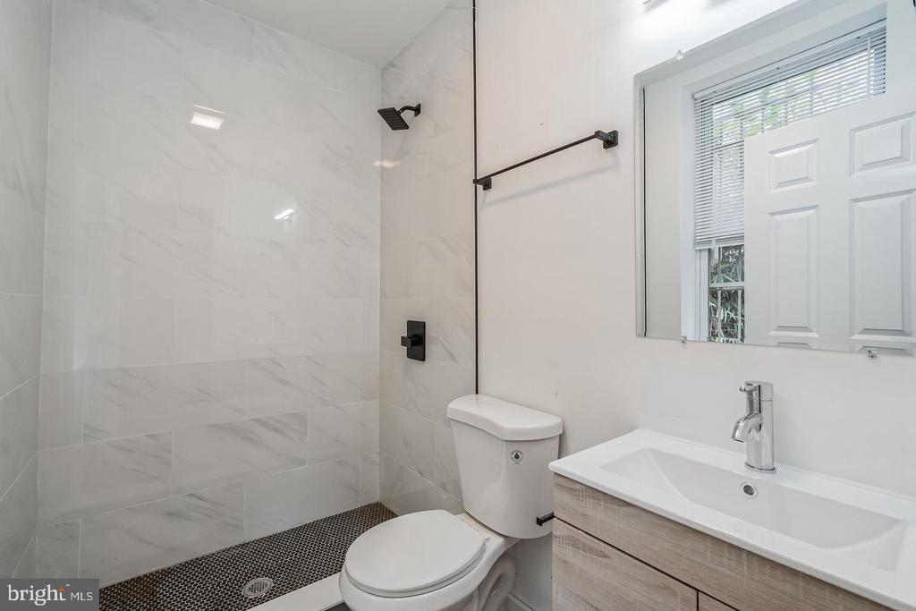 407 S 42ND ST #1F