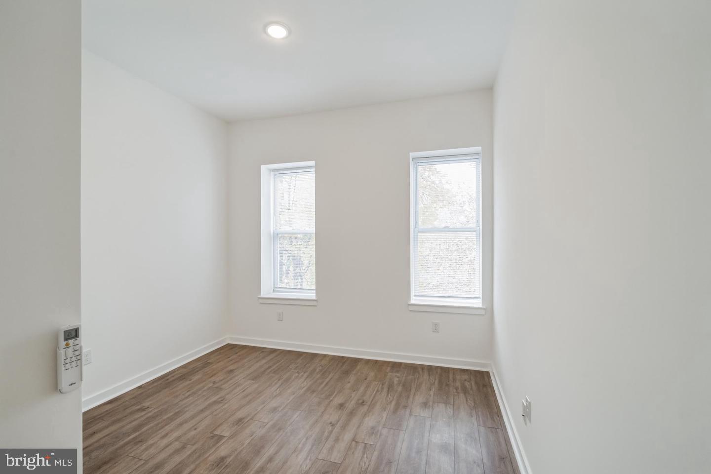 407 S 42ND ST #1F