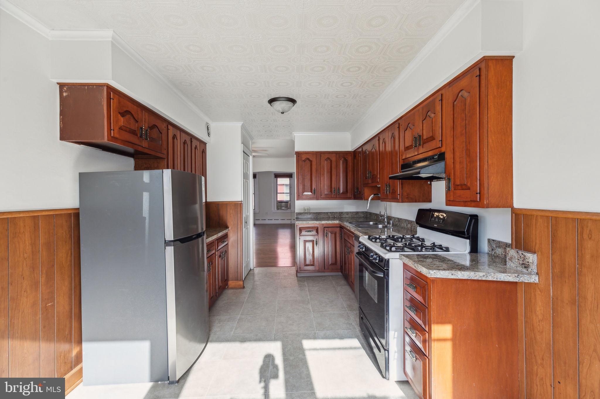 129 Davis St