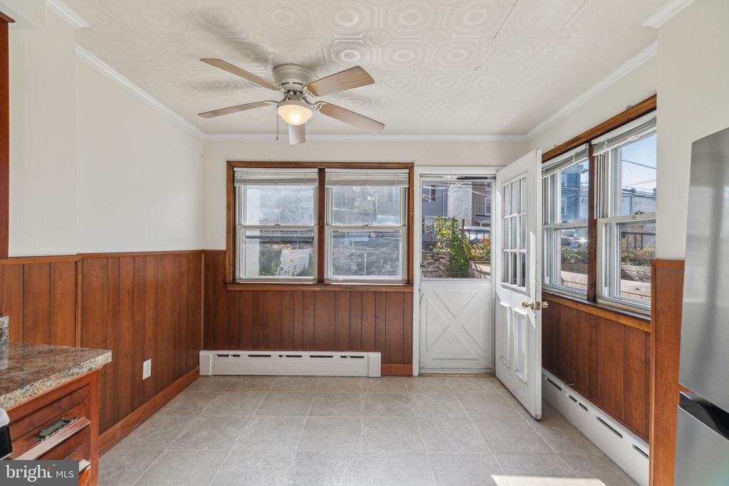 129 Davis St