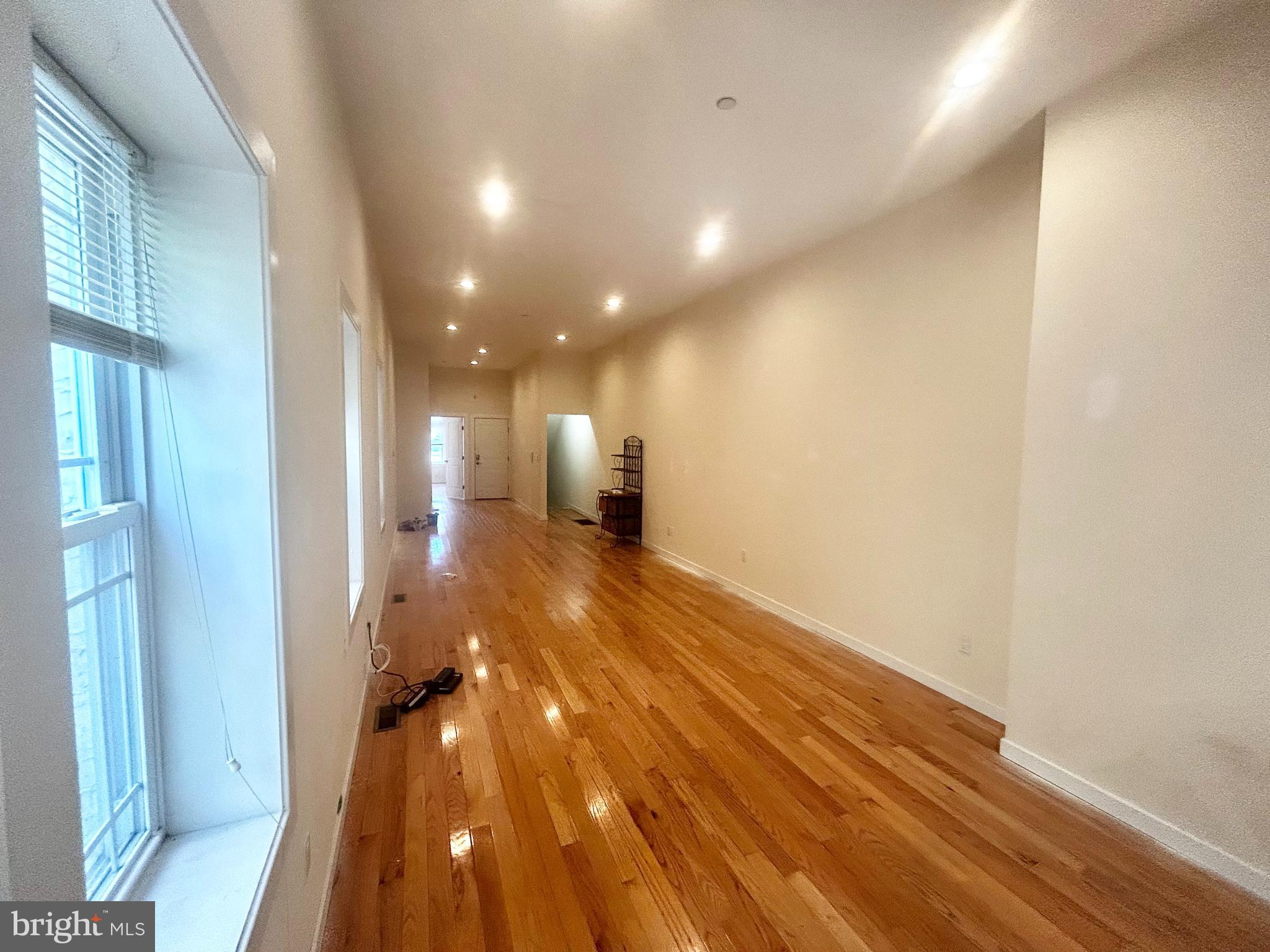 1818 W GIRARD AVE #A