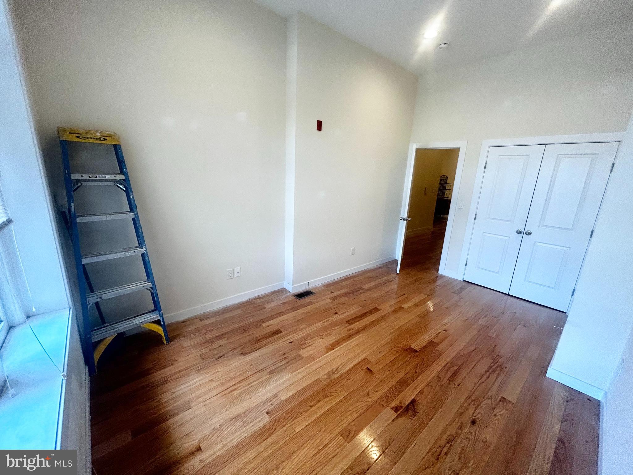 1818 W GIRARD AVE #A