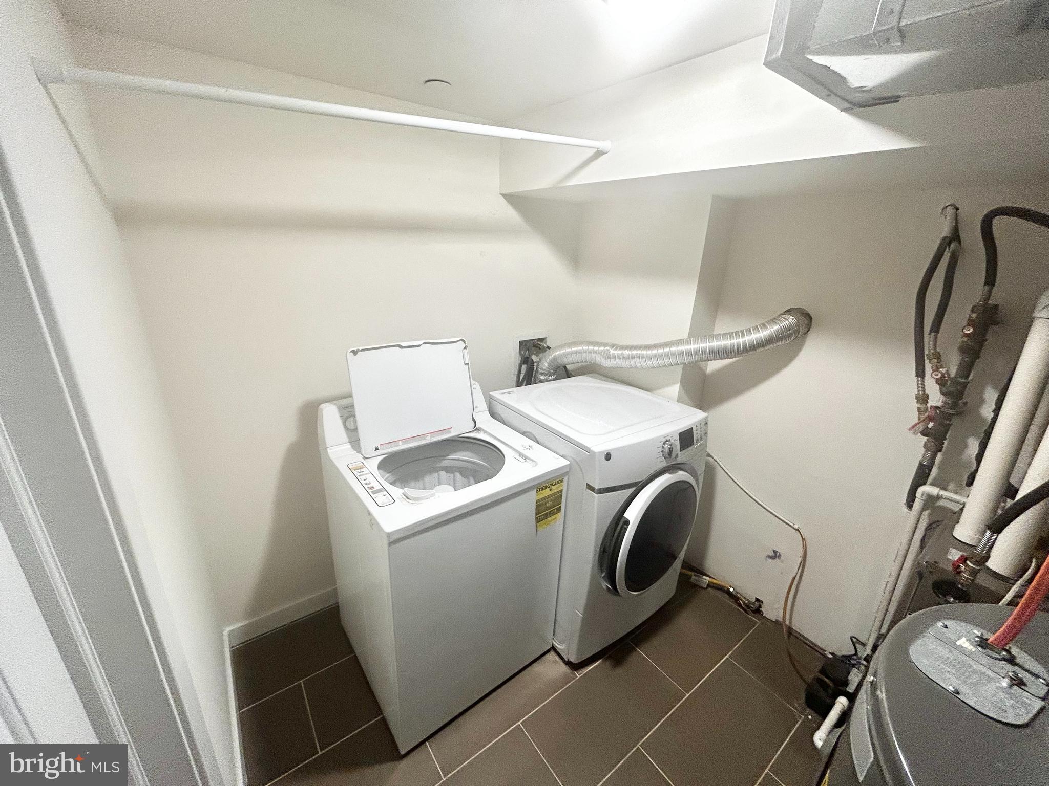 1818 W GIRARD AVE #A