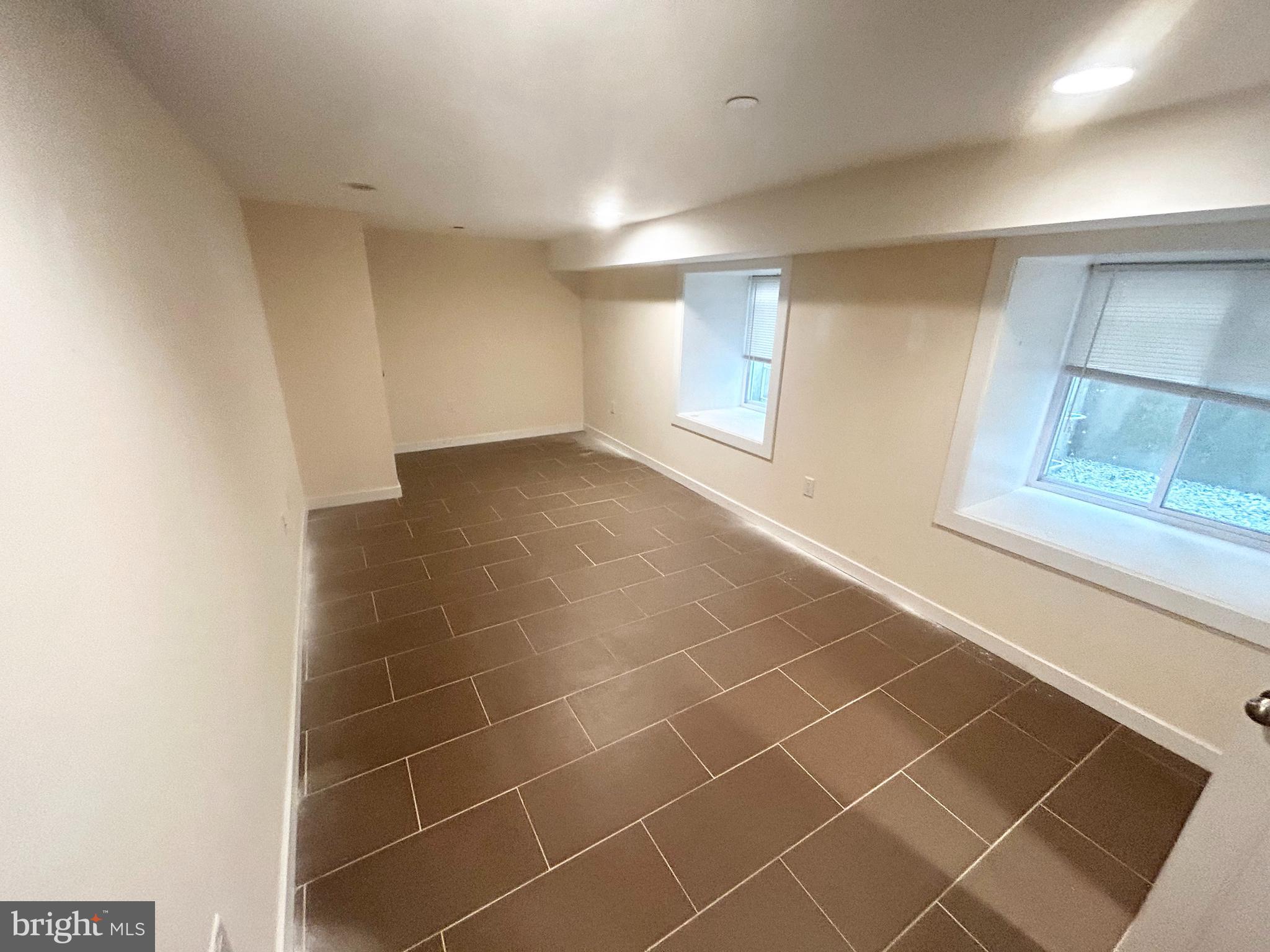 1818 W GIRARD AVE #A