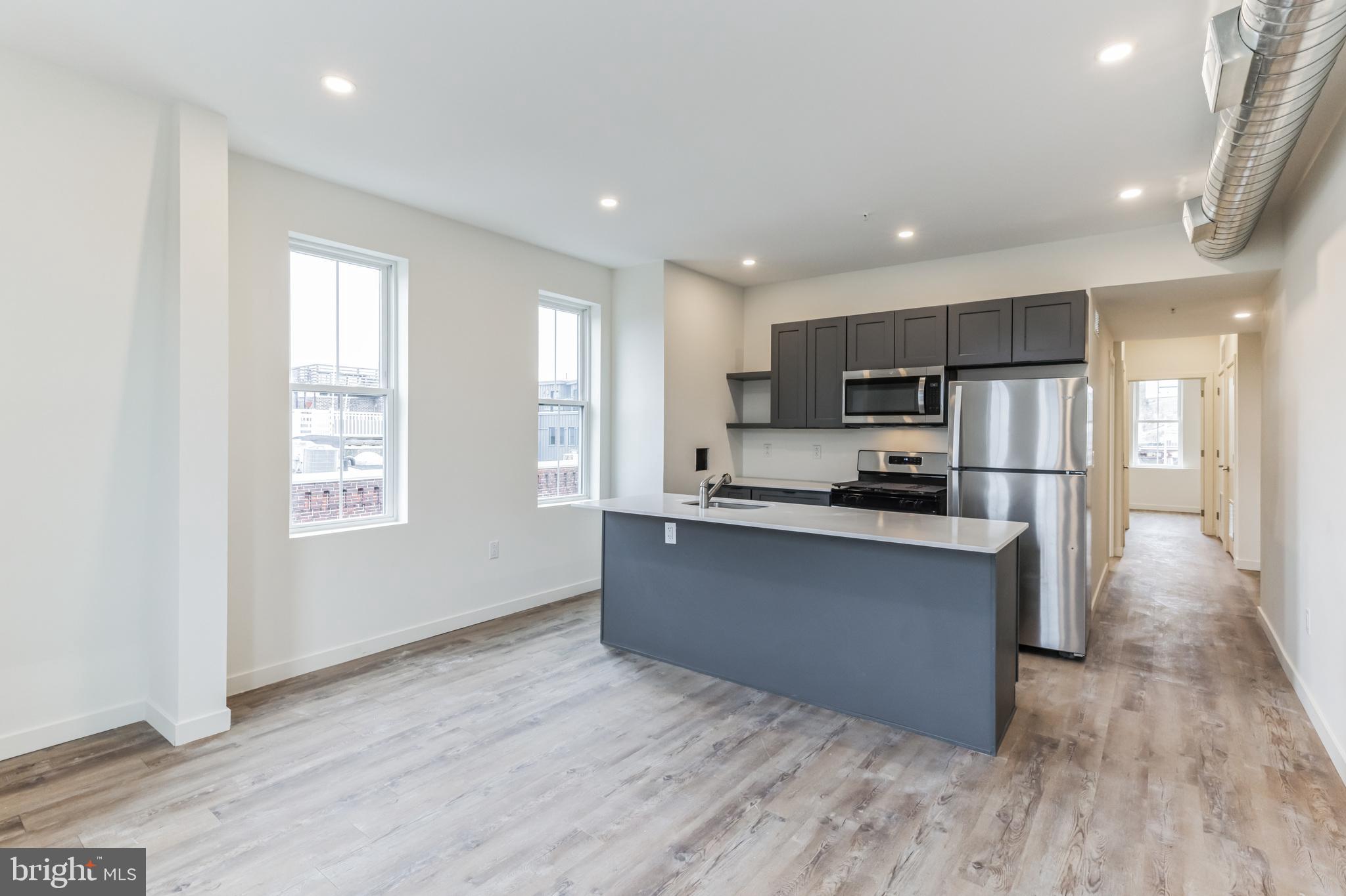612 S 6TH ST #4F