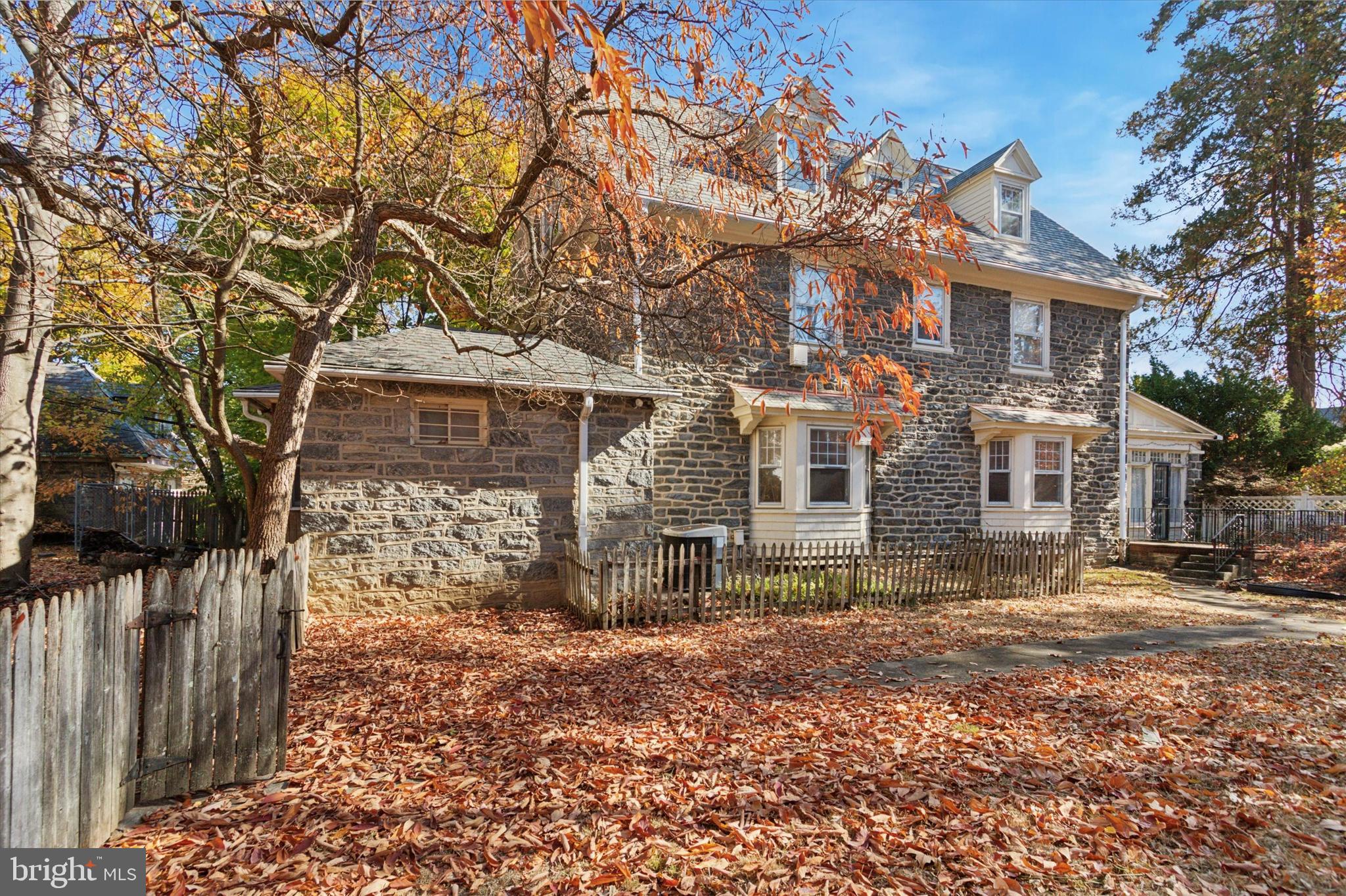 5231 Gainor Rd
