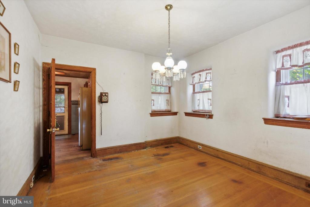 5231 Gainor Rd