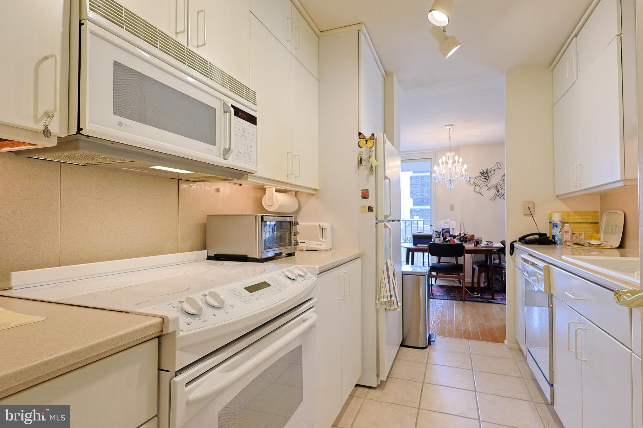 1901 John F Kennedy Blvd #1907/08