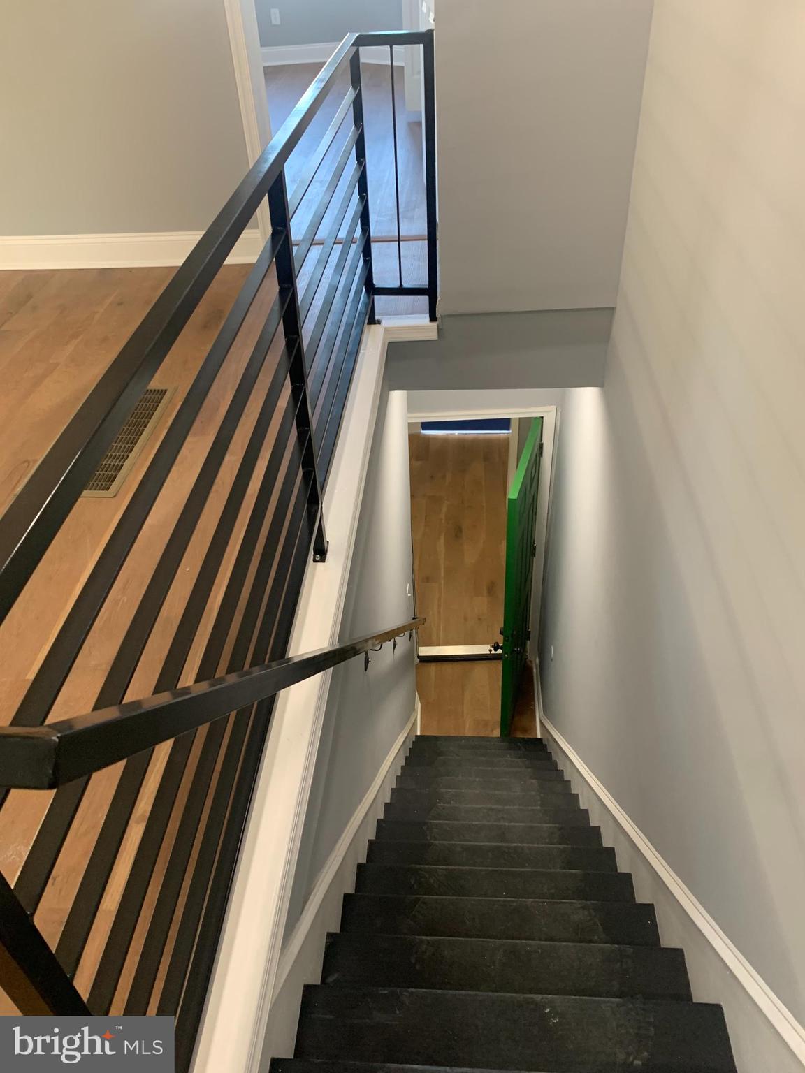 5246 W JEFFERSON ST #2