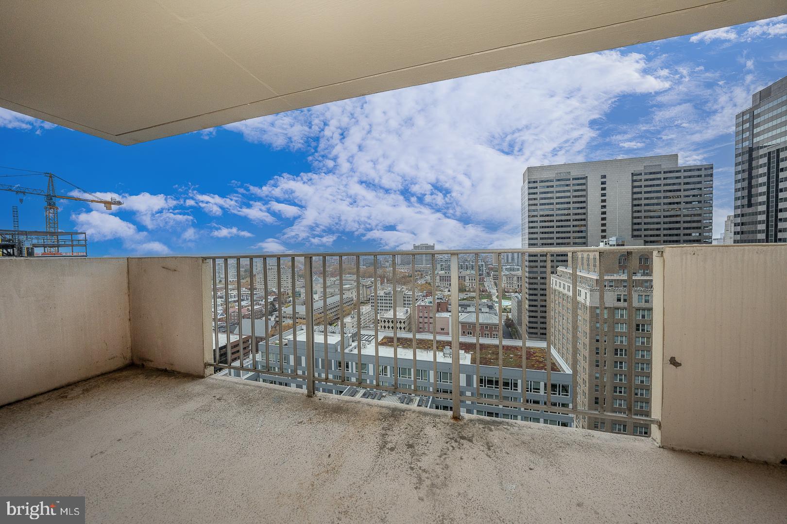 1901 John F Kennedy Blvd #2305