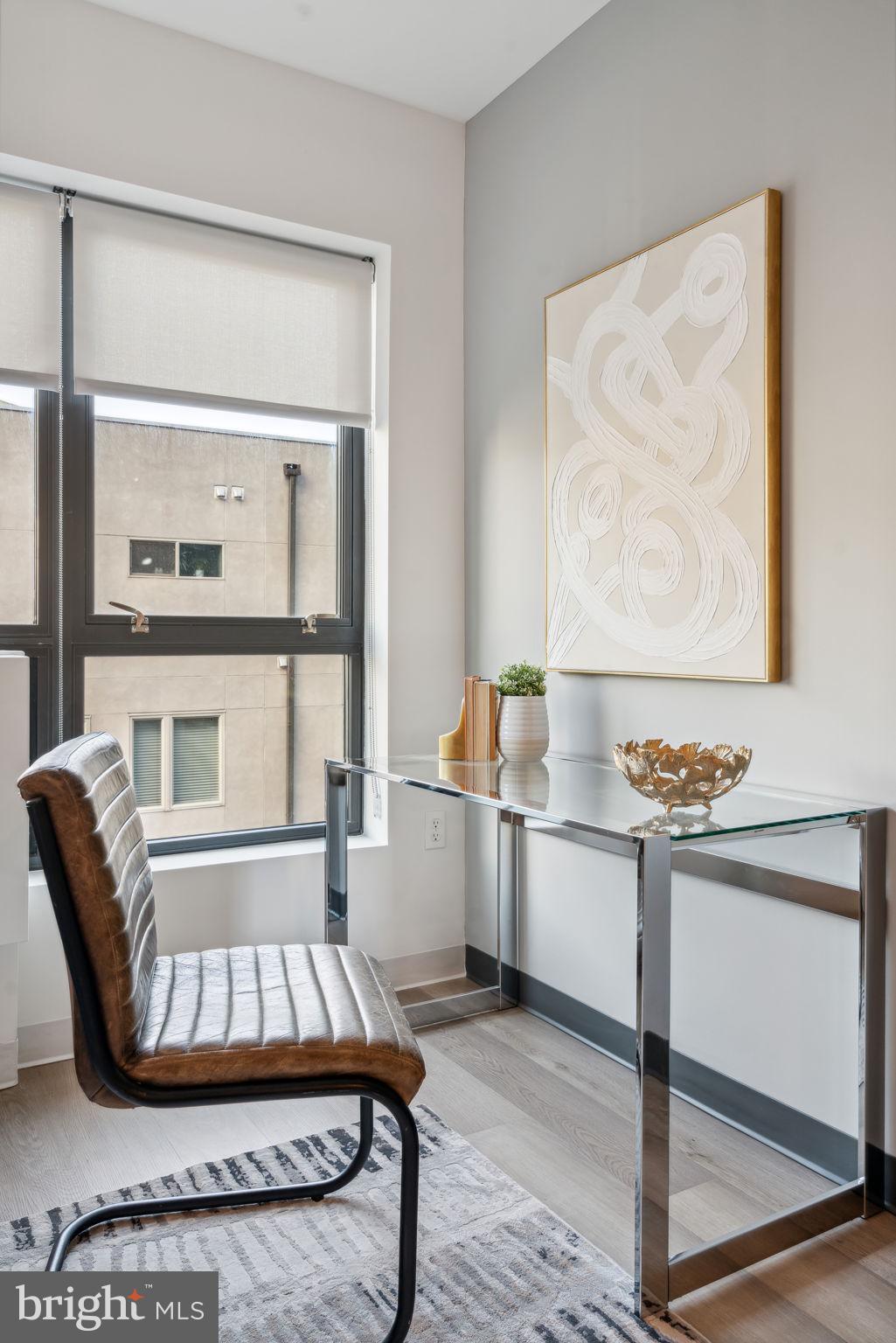 1108-20 N FRONT ST #205