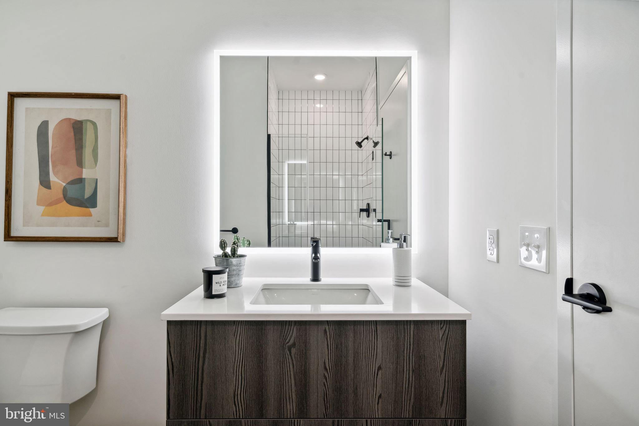 1108-20 N FRONT ST #205