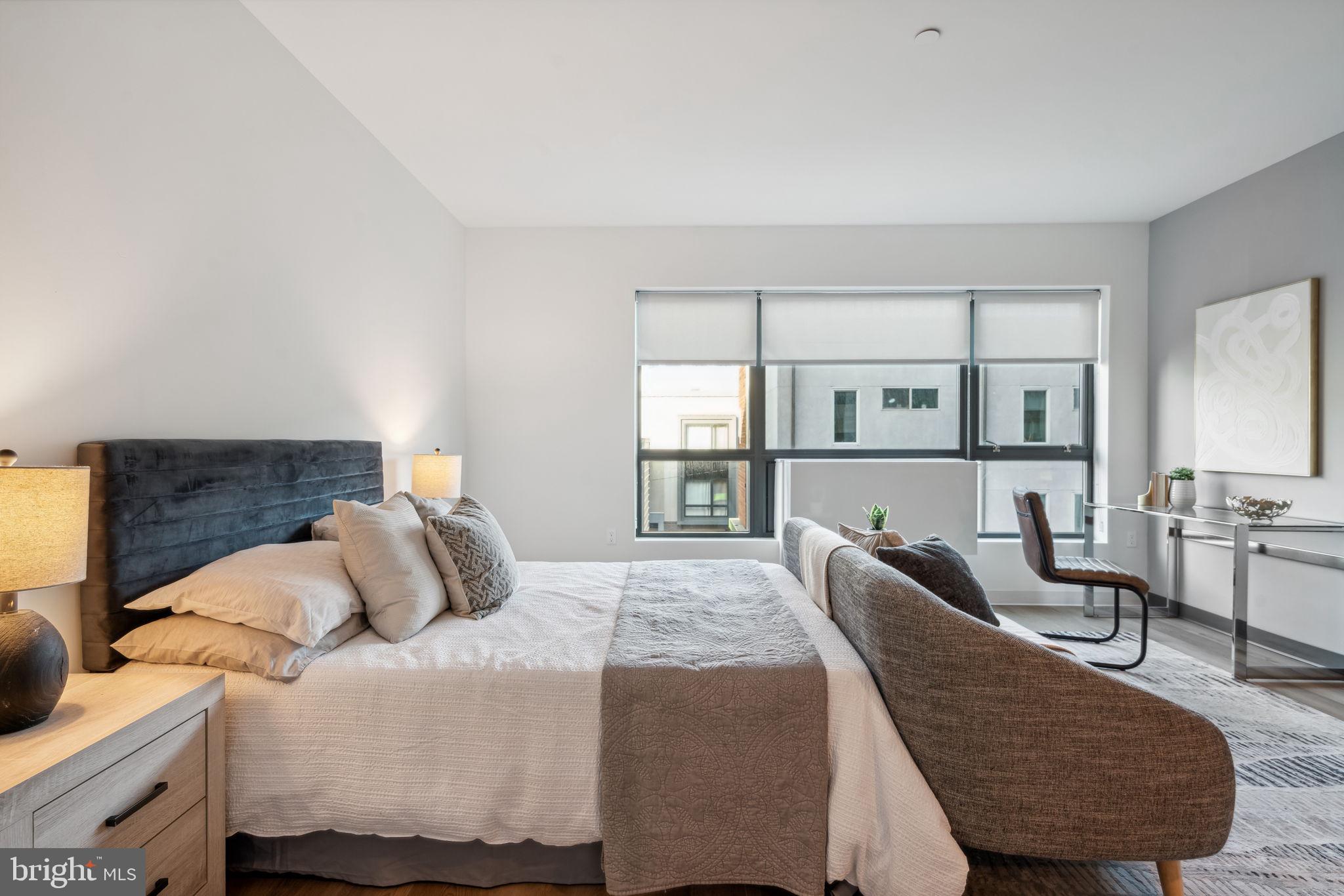 1108-20 N FRONT ST #205