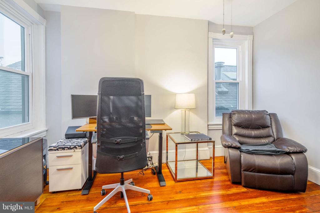 4376 Manayunk Ave