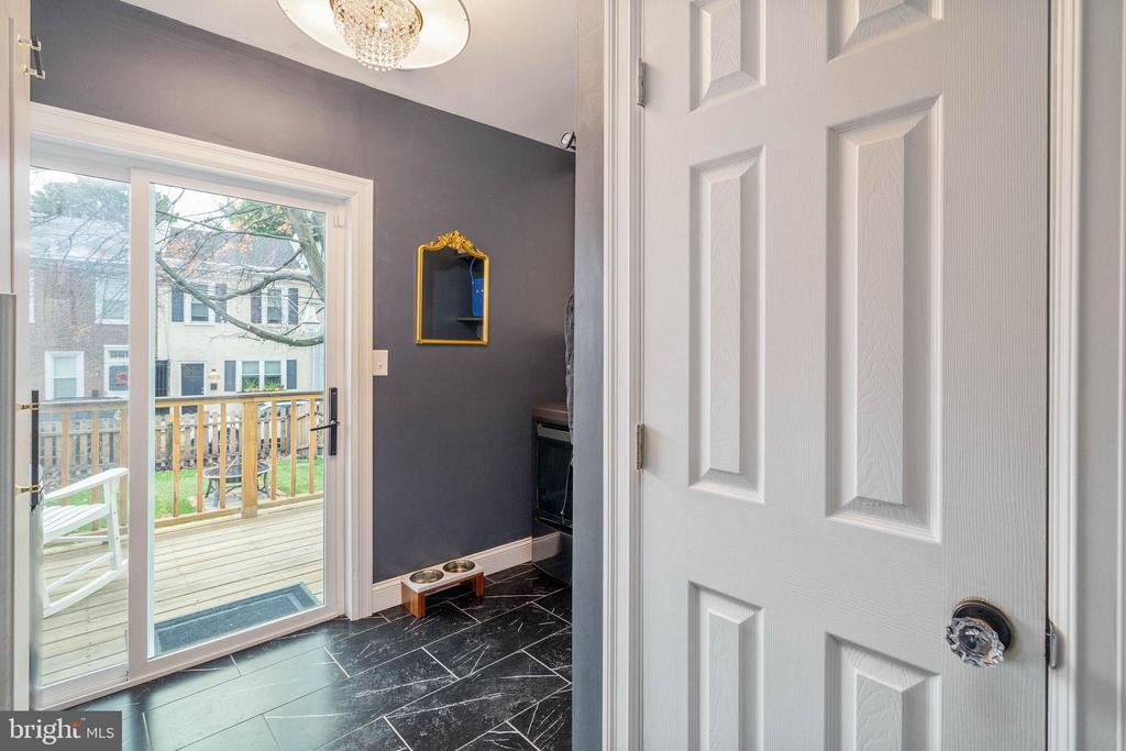 4376 Manayunk Ave