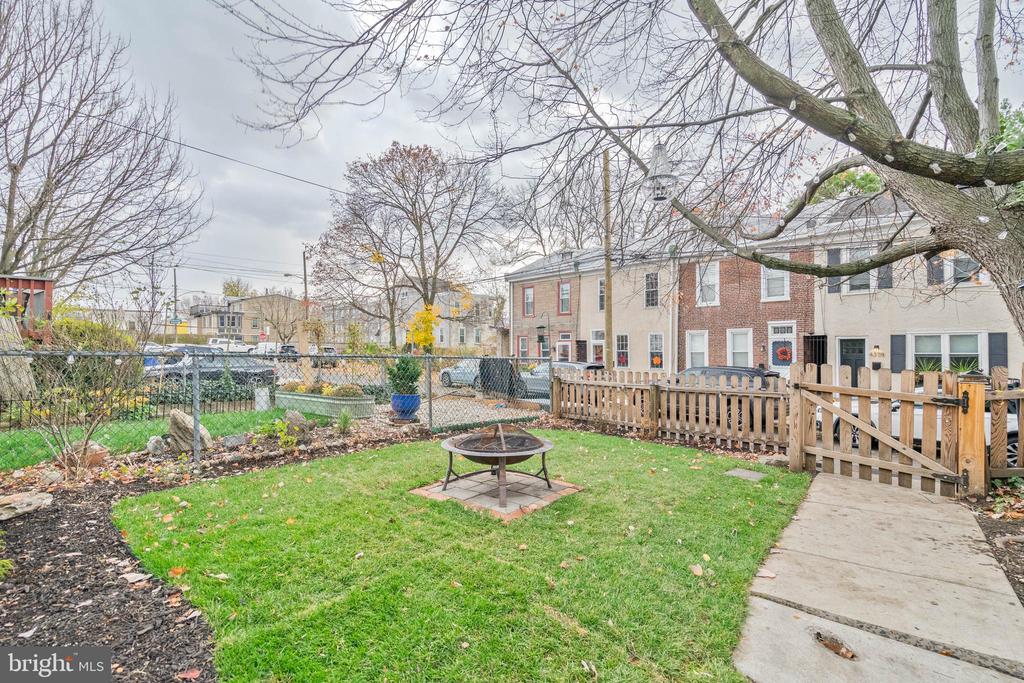 4376 Manayunk Ave