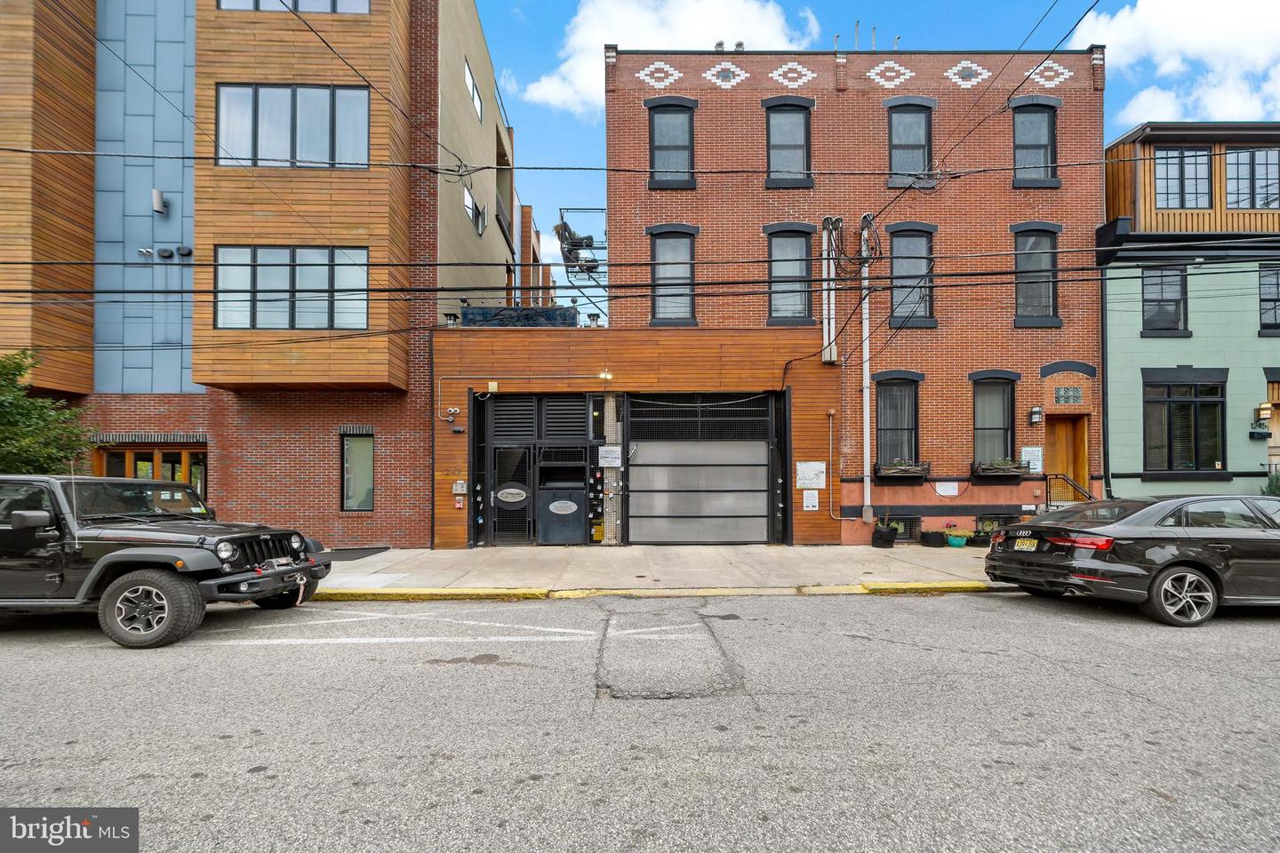 1247 E COLUMBIA AVE #5