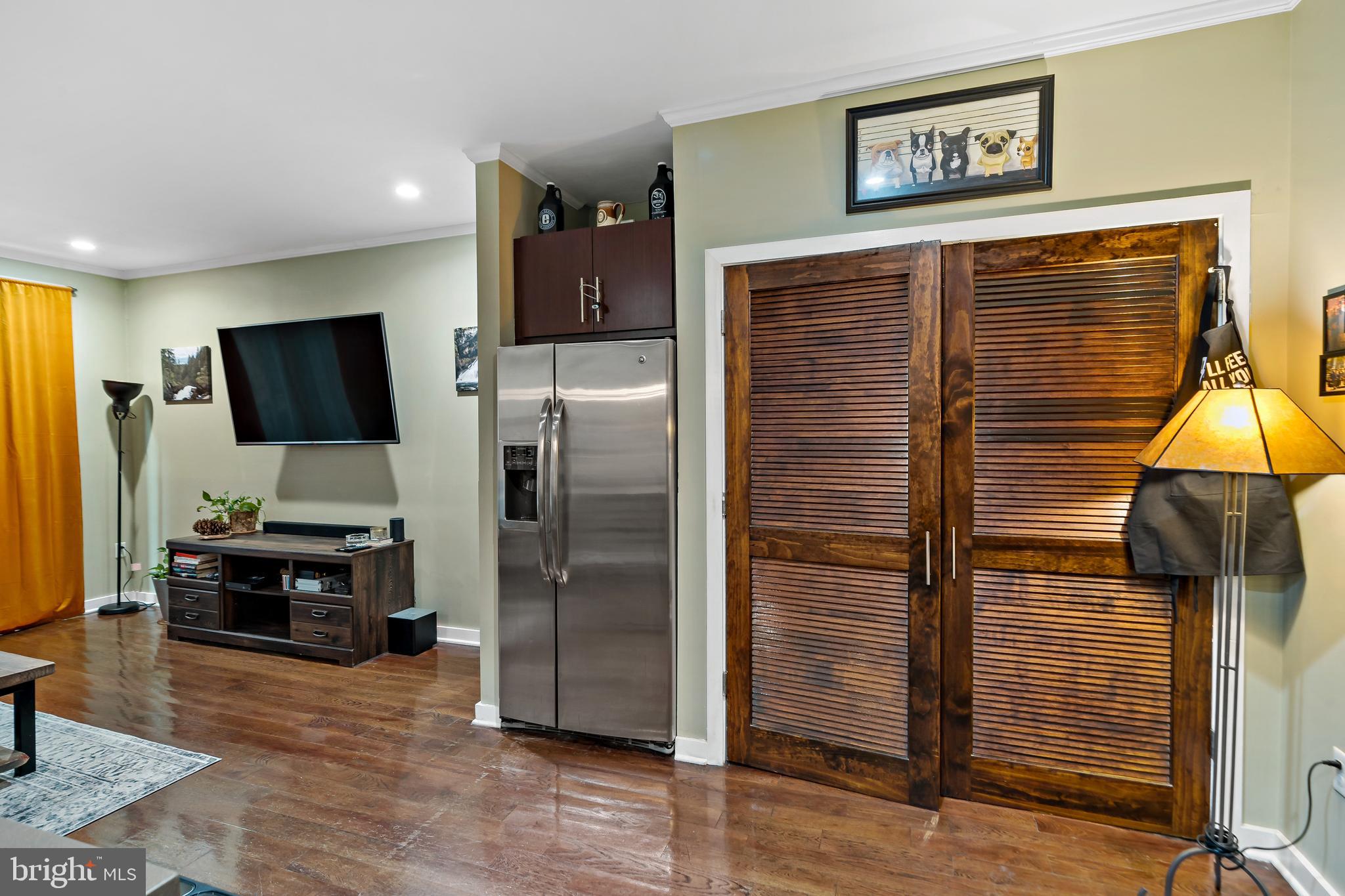 1247 E COLUMBIA AVE #5