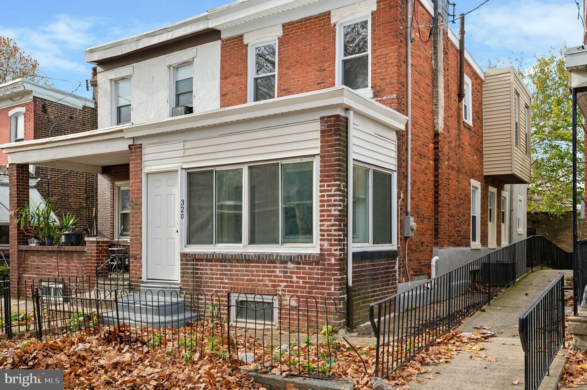 320 N Edgewood St