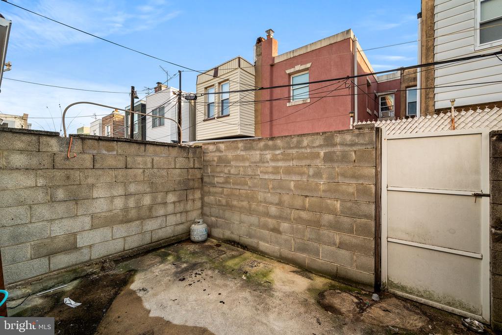 1134 Fitzgerald St