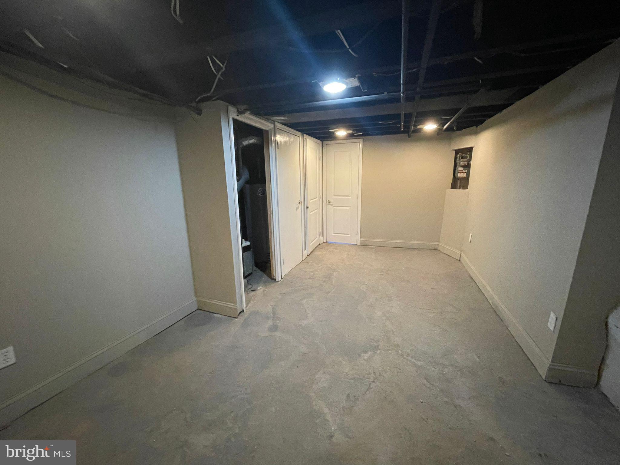 6142 LARCHWOOD AVE #UNIT 1