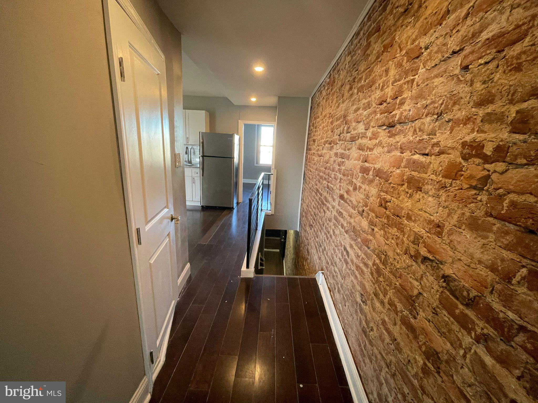 6142 LARCHWOOD AVE #UNIT 2