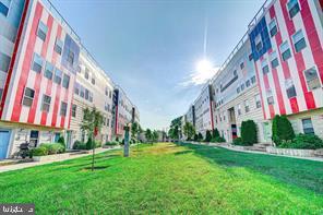 800 N 48TH ST #9