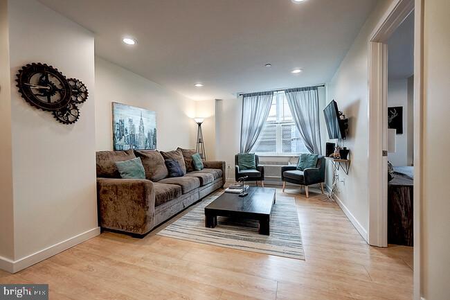 241 S 49TH ST #605