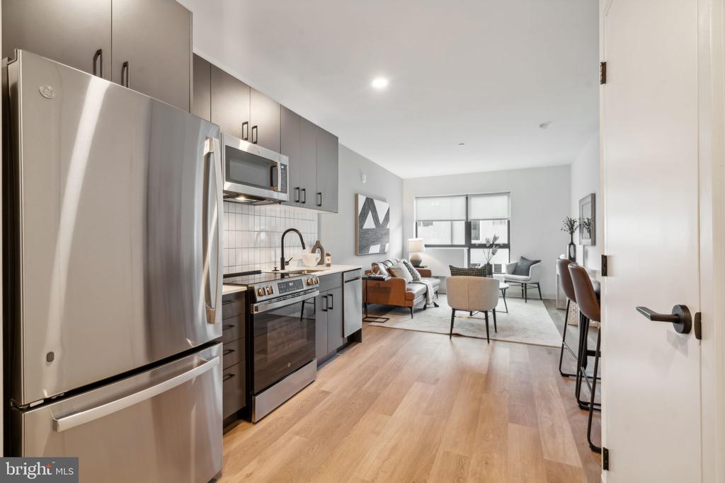 1108-20 N FRONT ST #209