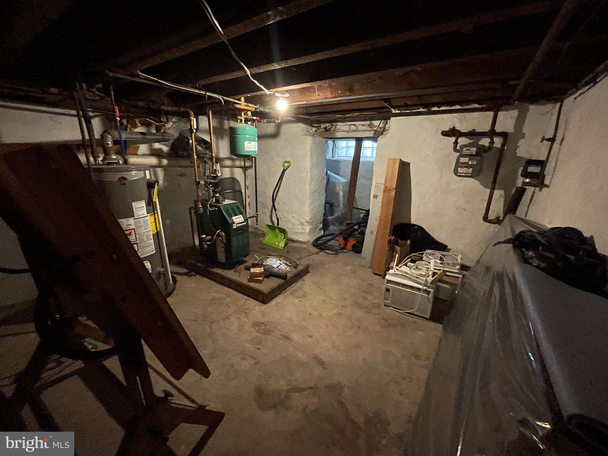88 E Springer St