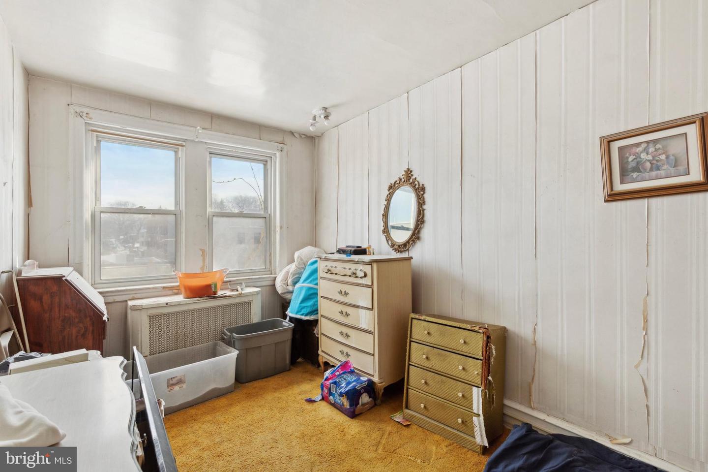 68 E Montana St