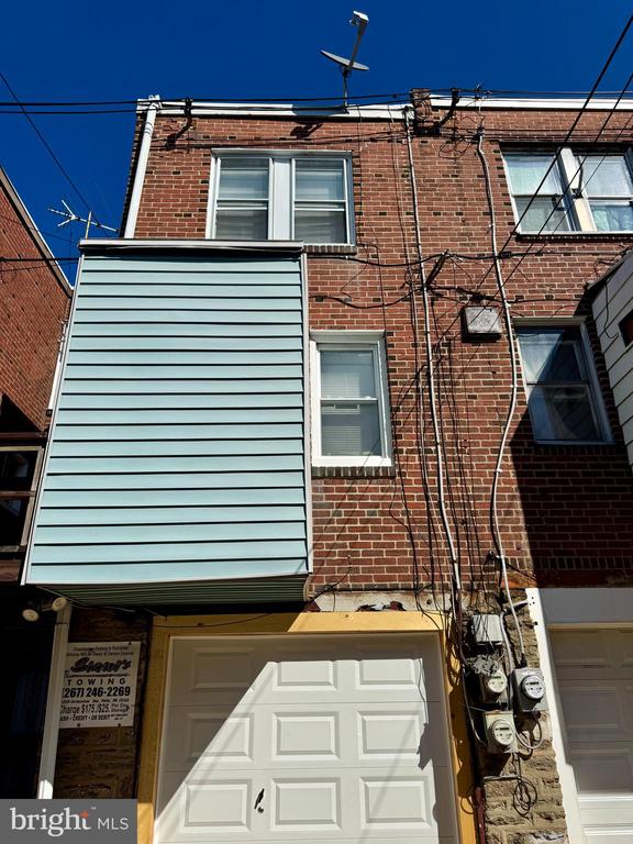 318 W Godfrey Ave