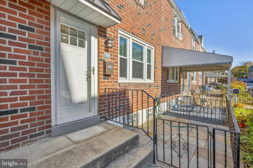 348 KRAMS AVE