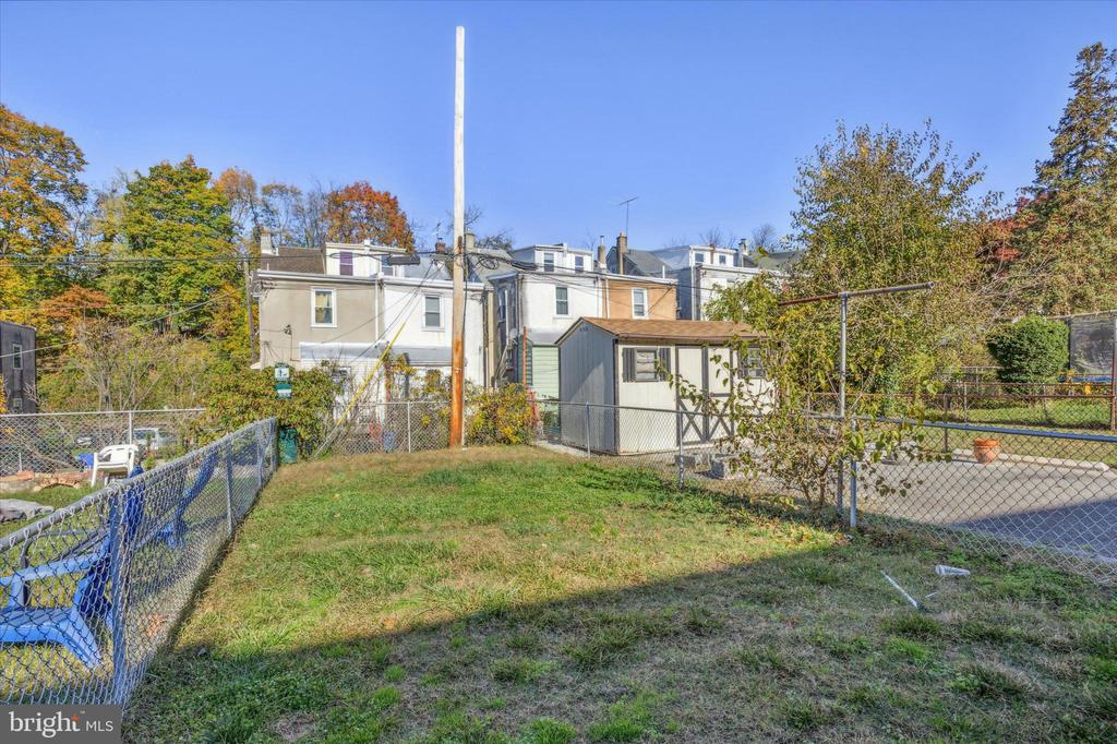 348 KRAMS AVE