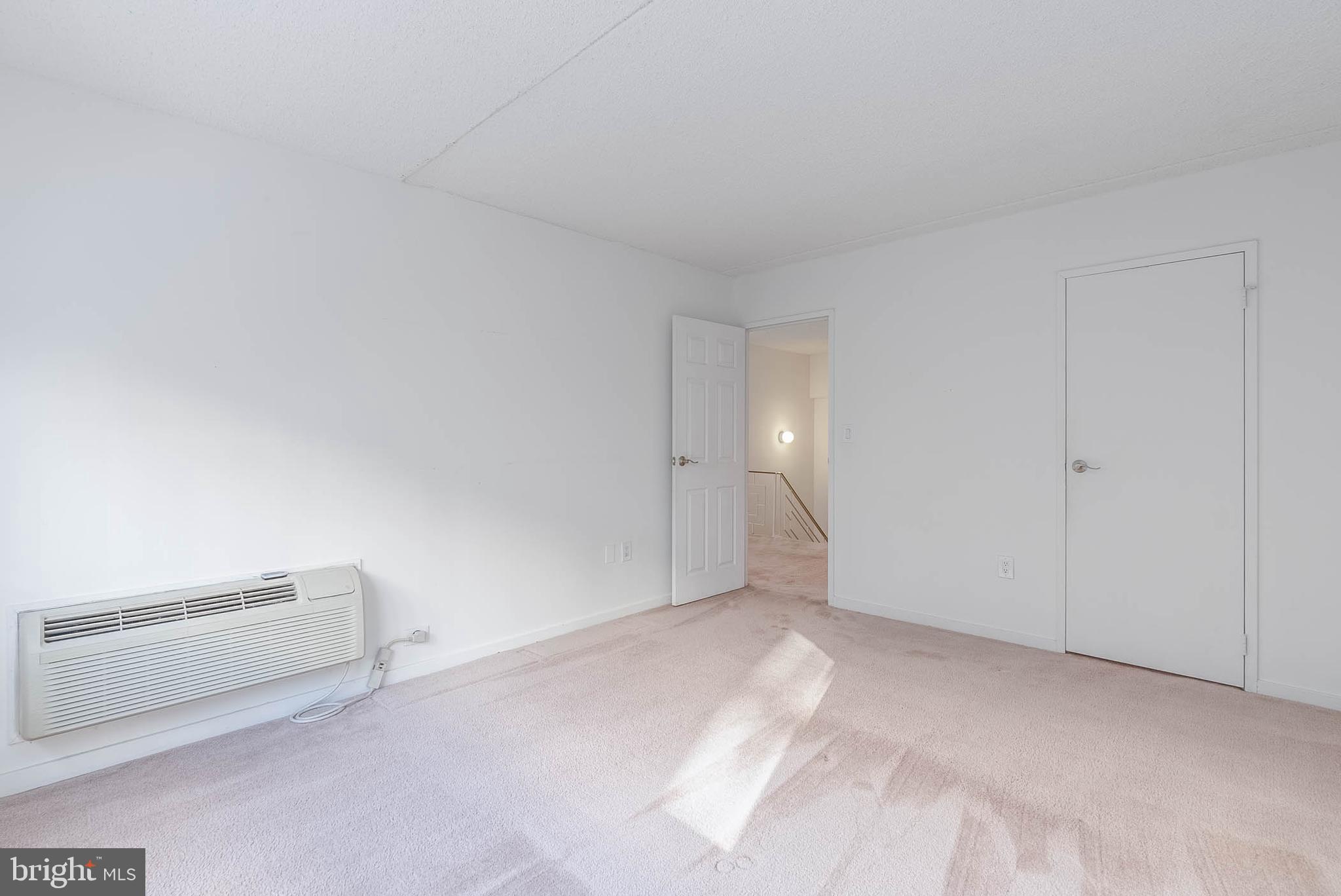 200-10 Lombard St #Gu6