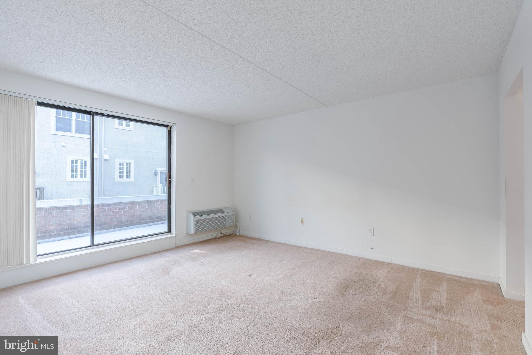 200-10 Lombard St #Gu6