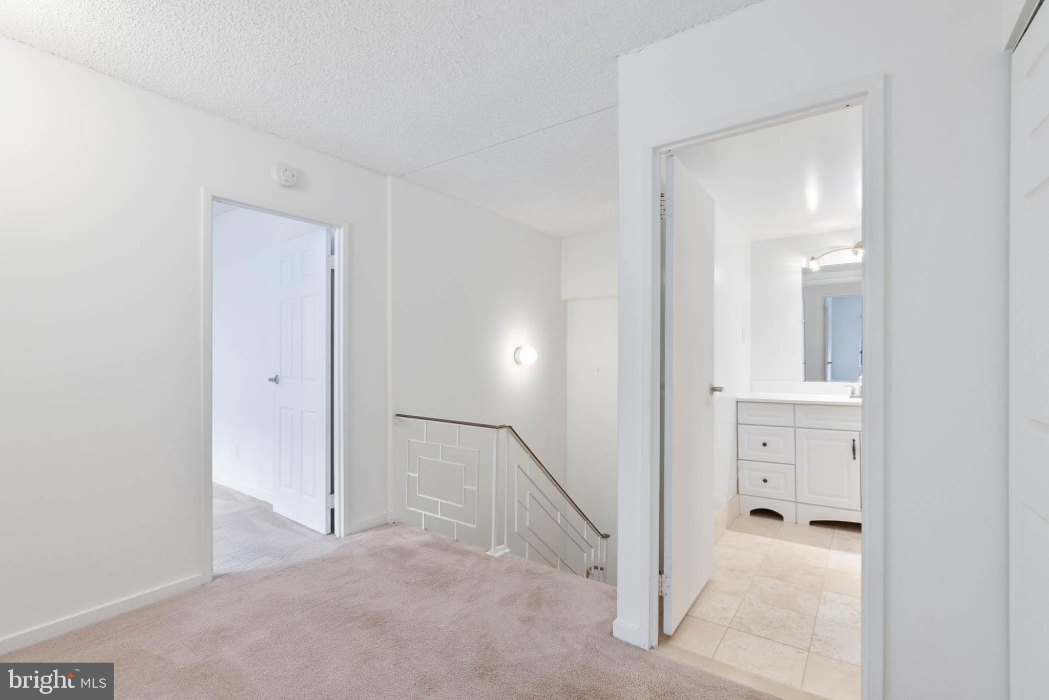 200-10 Lombard St #Gu6