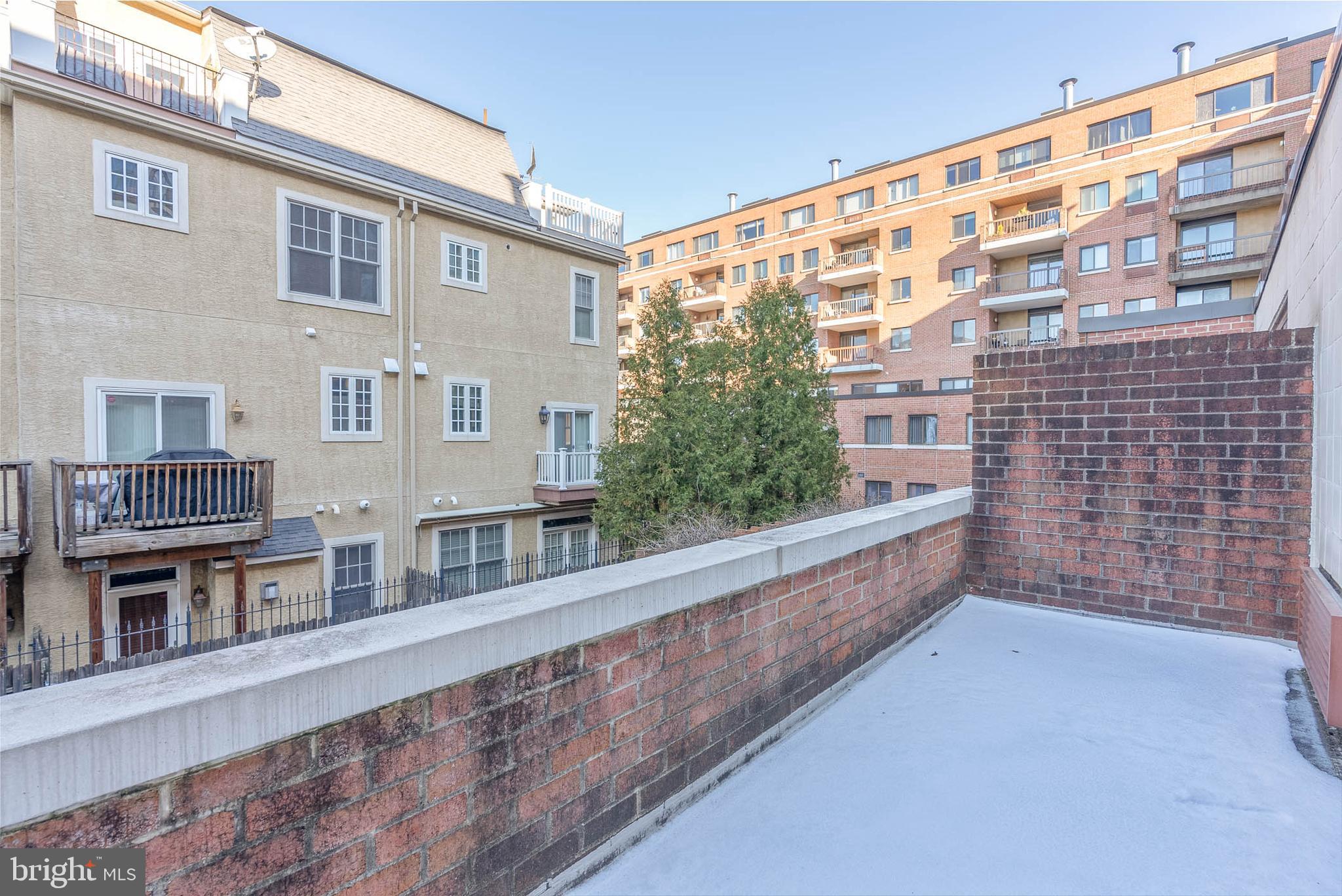 200-10 Lombard St #Gu6