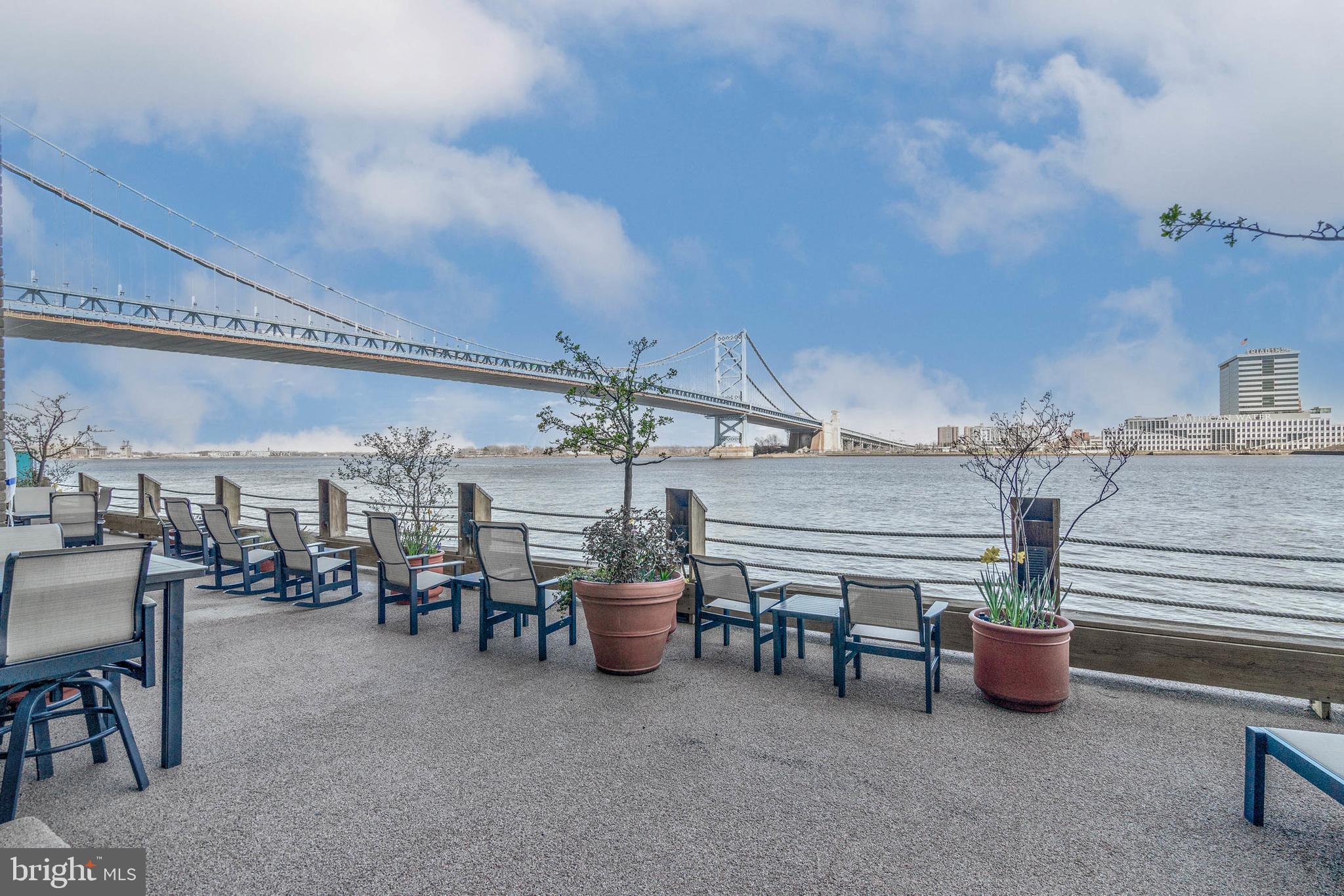 7 N Chris Columbus Blvd #233