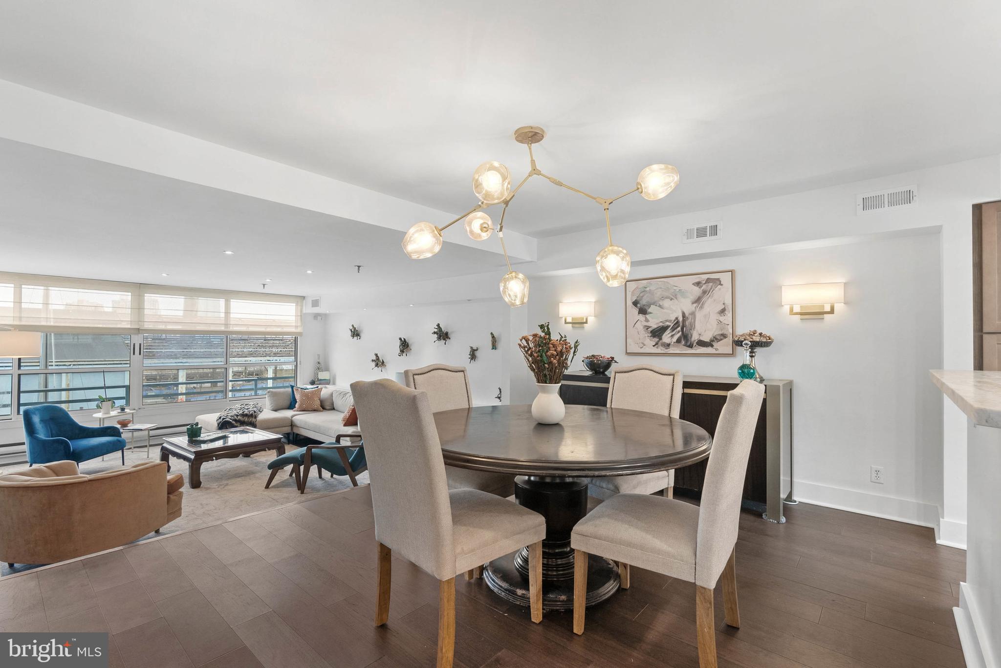 7 N Chris Columbus Blvd #233