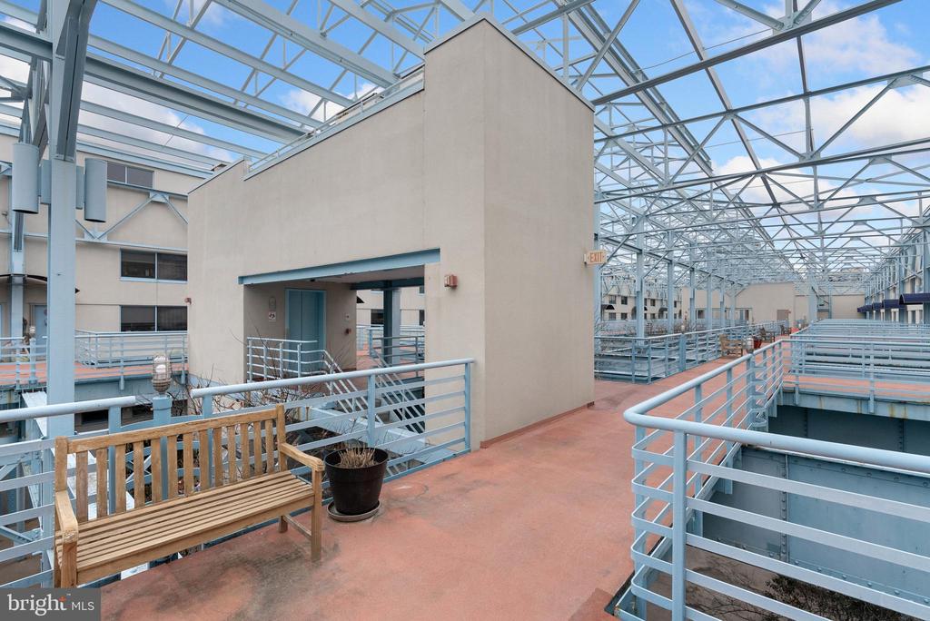 7 N Chris Columbus Blvd #233