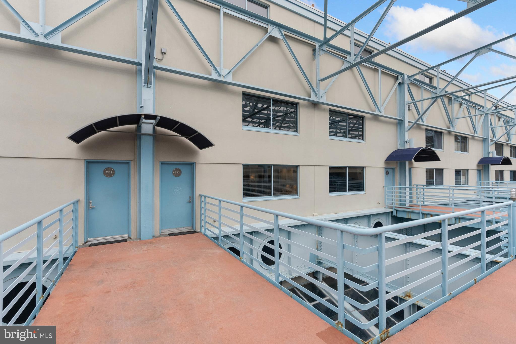 7 N Chris Columbus Blvd #233