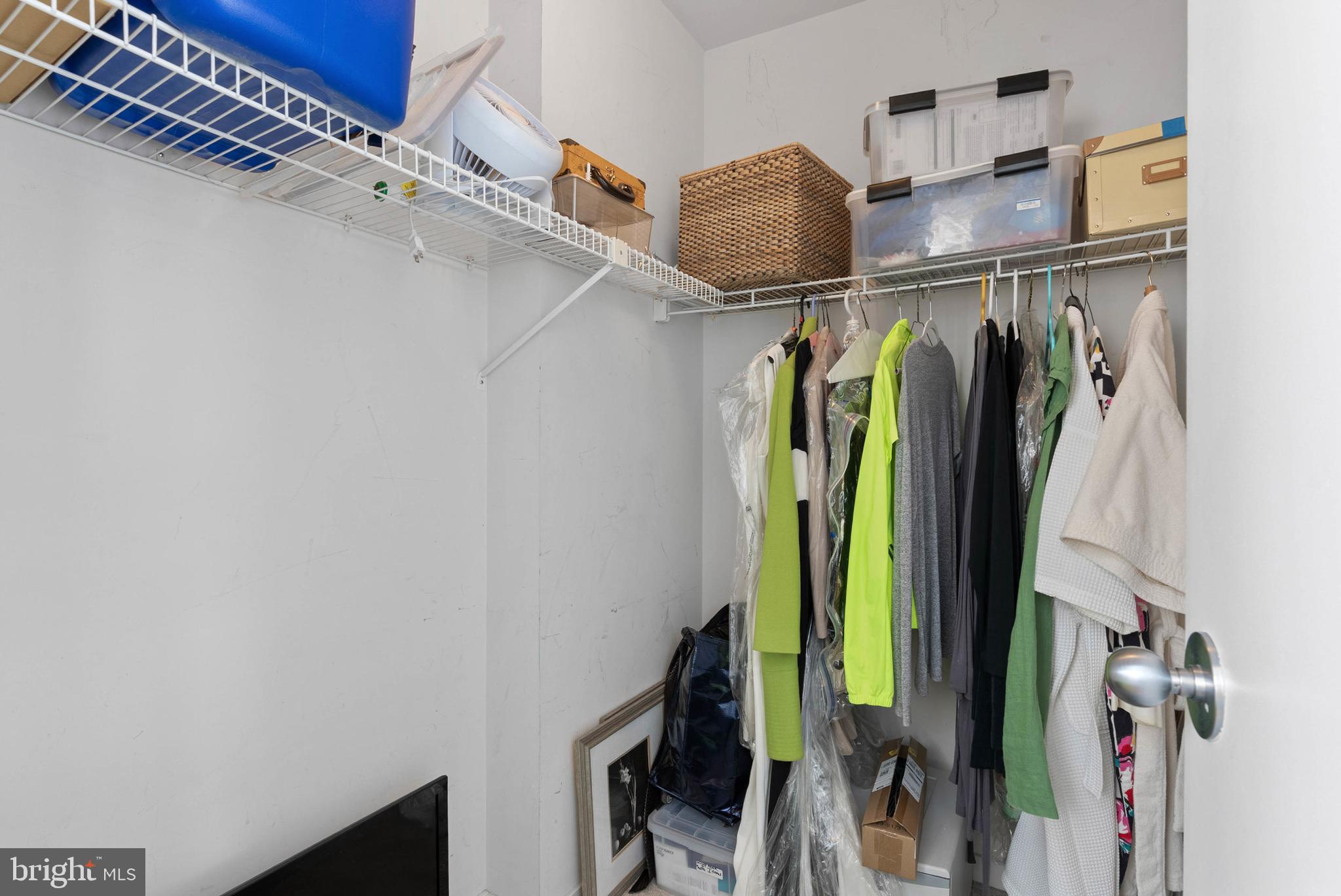 7 N Chris Columbus Blvd #233