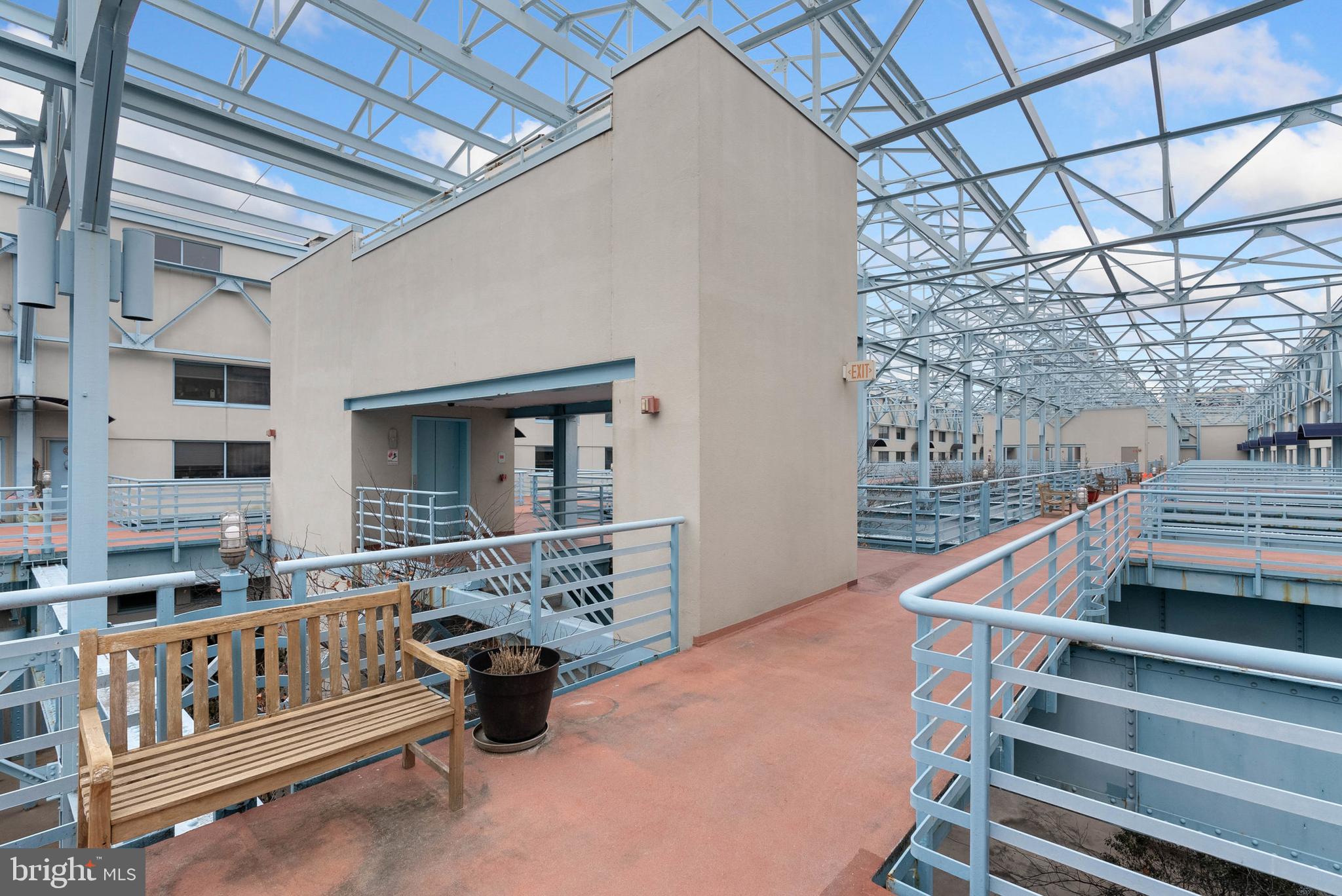 7 N Chris Columbus Blvd #233