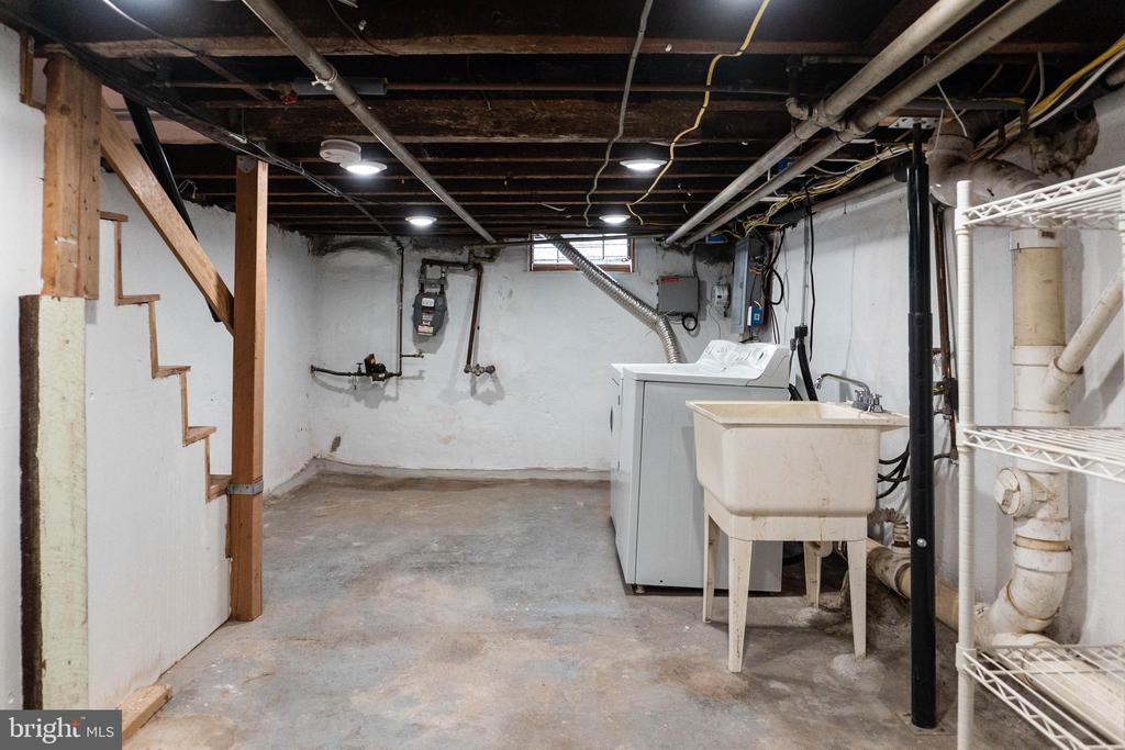 2614 MADISON