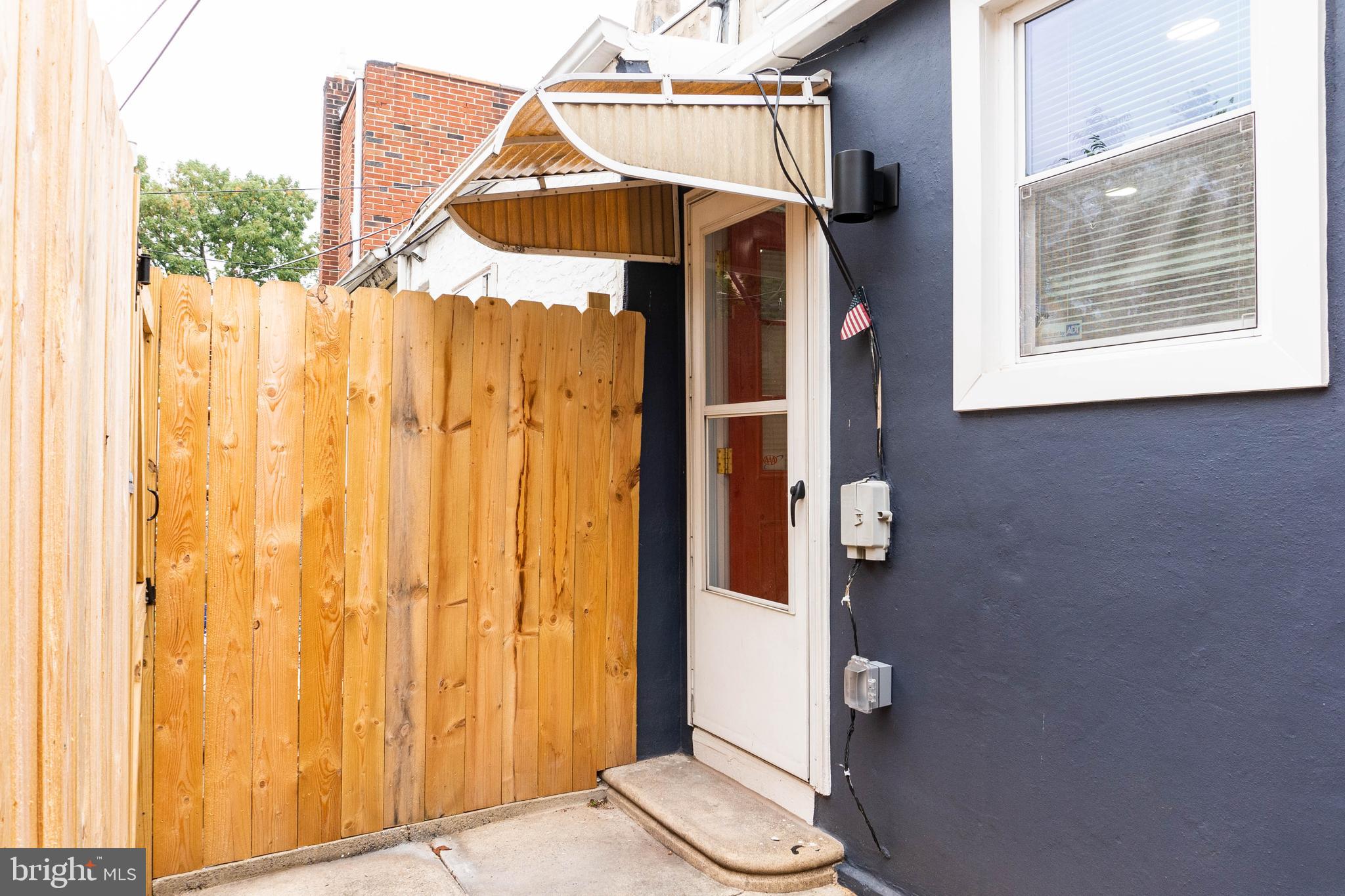 2614 MADISON