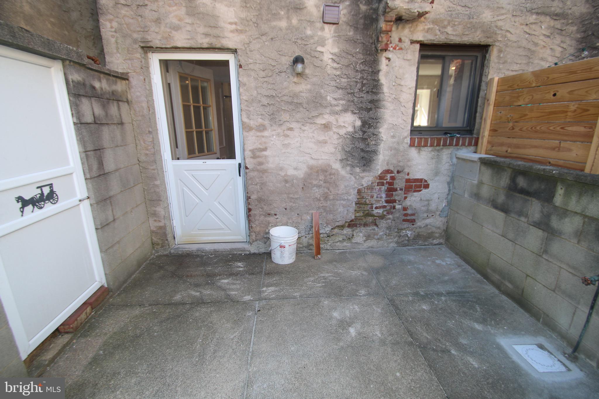 1927 S 10TH ST #1ST FLOOR