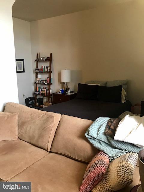 315 NEW ST #411