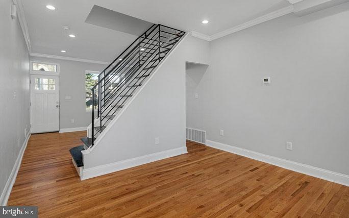 52 E SPRINGER ST